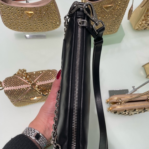 💯 Authentic PRADA Triangle Logo Embossed Leather Convertible Shoulder Bag (NWT) - Picture 7 of 16